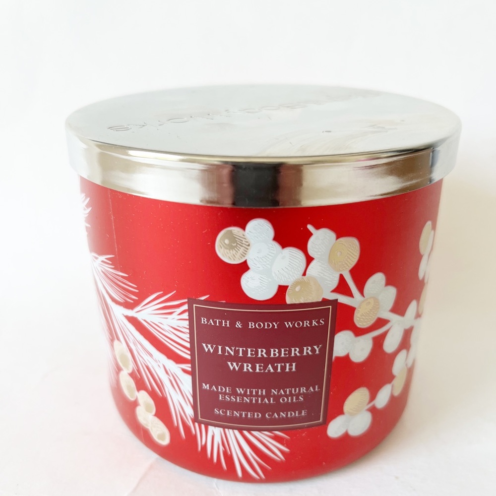 Bath and Bodyworks Winterberry Wreath 3 Wick Candle. 14.5 oz. Never Burned